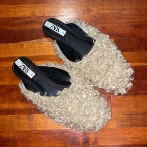 Zara Faux Shearling Mules SZ 38 NWOT